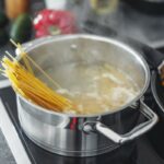 Acqua di cottura della pasta: come riutilizzarla?