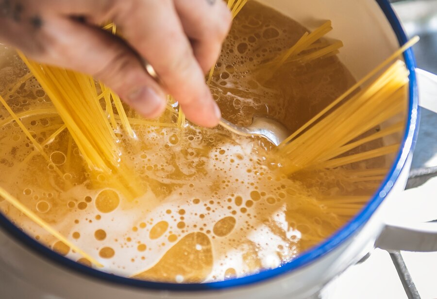 Perché riutilizzare l’acqua di cottura della pasta?