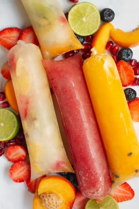 Fare i ghiaccioli in casa con i succhi di frutta