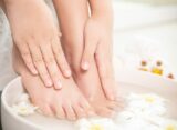 Prodotti per la cura di mani e piedi: come mantenerli morbidi e sani