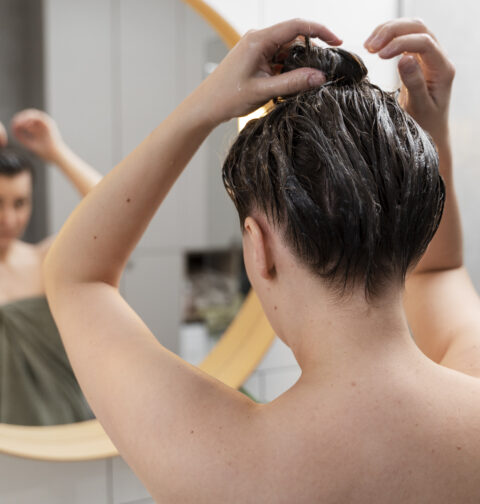 Come scegliere i prodotti giusti per capelli danneggiati