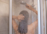 Bagnoschiuma, gel doccia o sapone solido? Pro e contro per ogni tipo di pelle