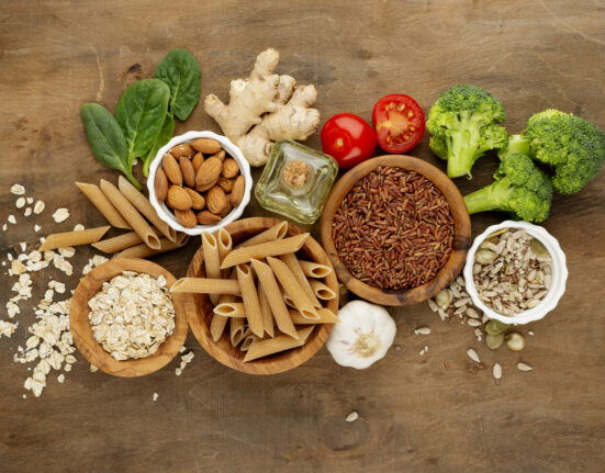 Come integrare le fibre nella dieta: i cibi ricchi di fibre per una salute intestinale ottimale