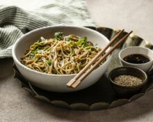 Noodles istantanei: 3 ricette furbissime pronte in 10 minuti