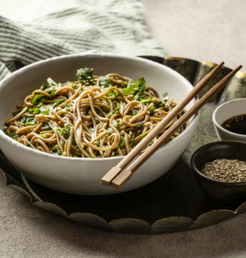 Noodles istantanei: 3 ricette furbissime pronte in 10 minuti