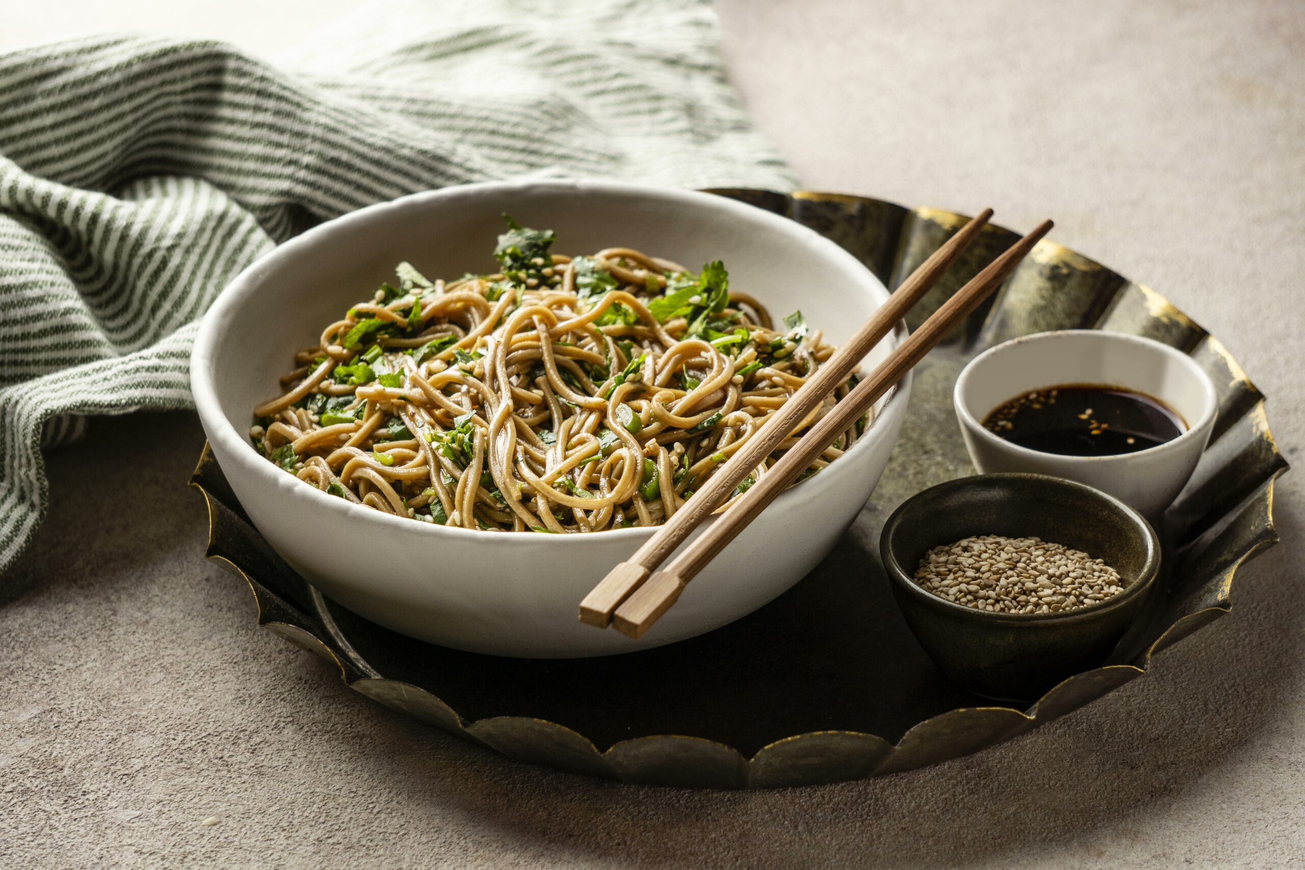 Noodles istantanei: 3 ricette furbissime pronte in 10 minuti