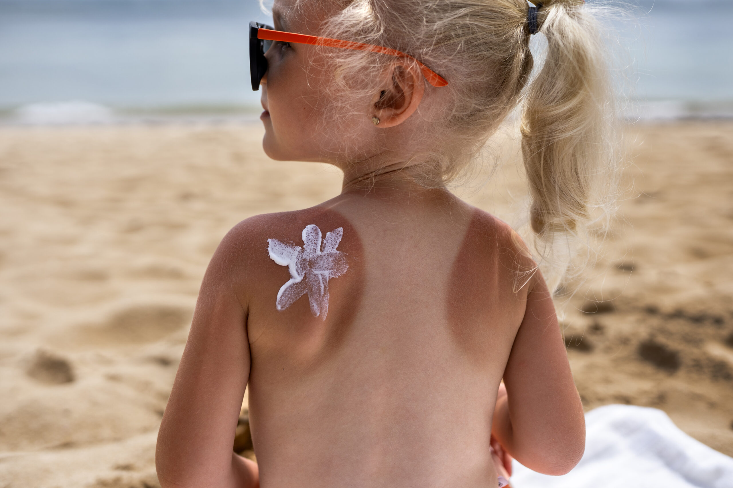 Come scegliere la protezione solare per bambini: guida pratica