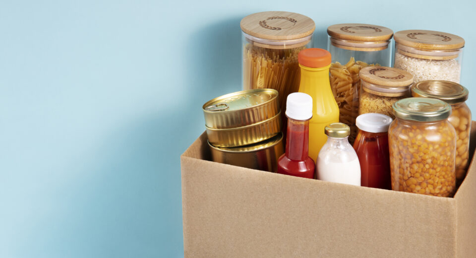 Come conservare al meglio gli alimenti in scatola e i prodotti in barattolo