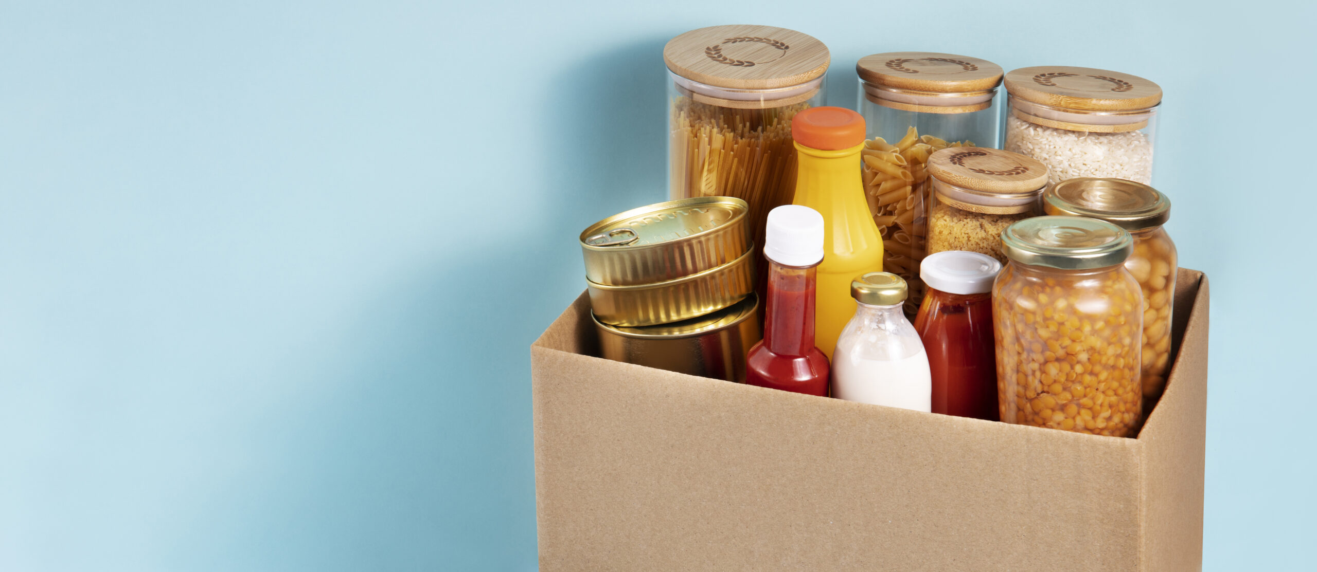 Come conservare al meglio gli alimenti in scatola e i prodotti in barattolo