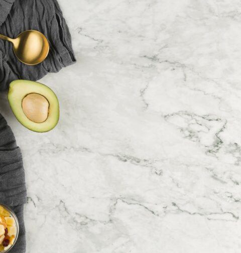 Superfici delicate in cucina: come pulirle senza danneggiarle