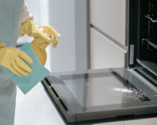 Come pulire il forno: guida completa per una pulizia efficace