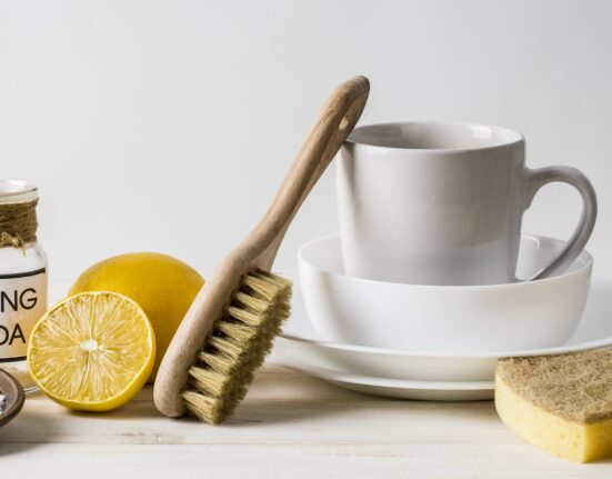 Tisane, infusi e momenti di relax: come mantenere pulite tazze e teiere