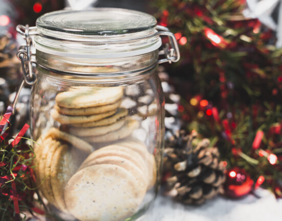 Come gestire avanzi e dispensa dopo le feste senza sprechi